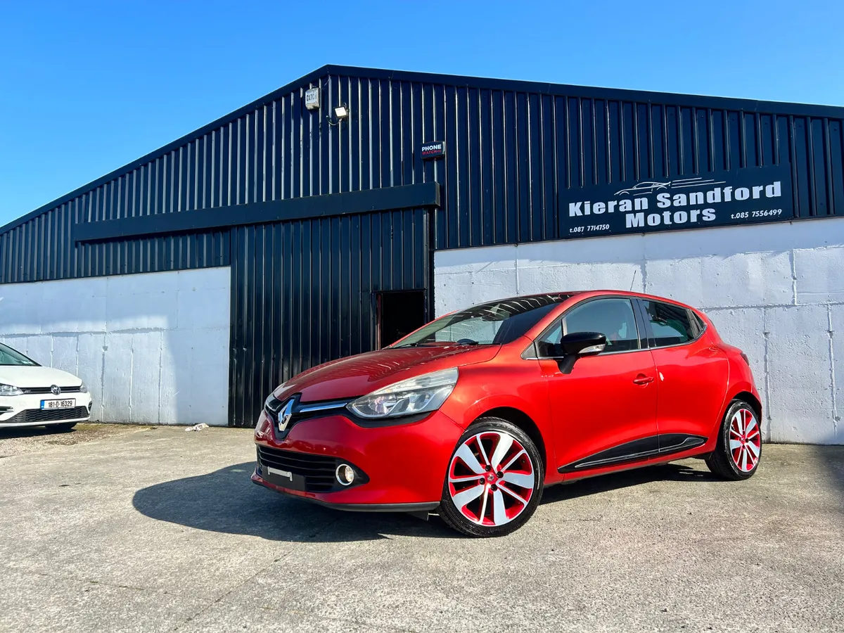2016 Renault Clio - AUTOMATIC - Only 50k km - Image 3