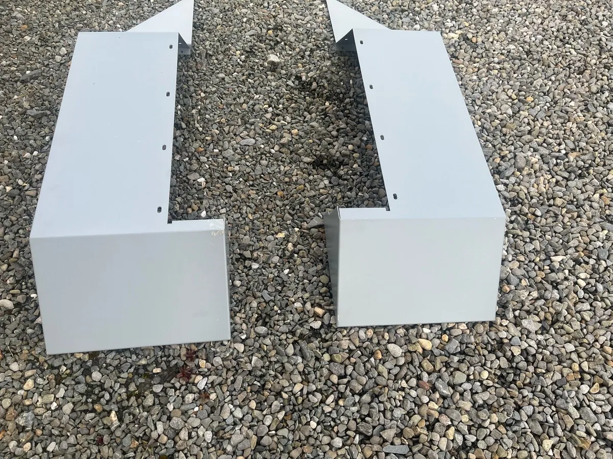 Tractor mudguards - Image 3