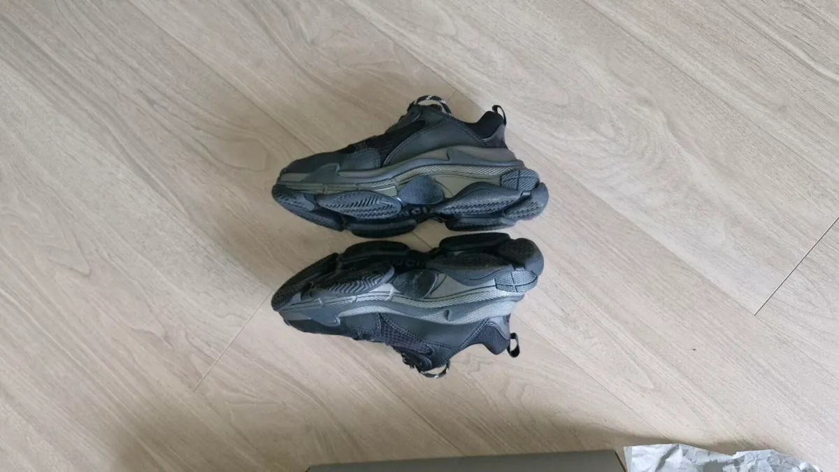 Trainers - Image 4