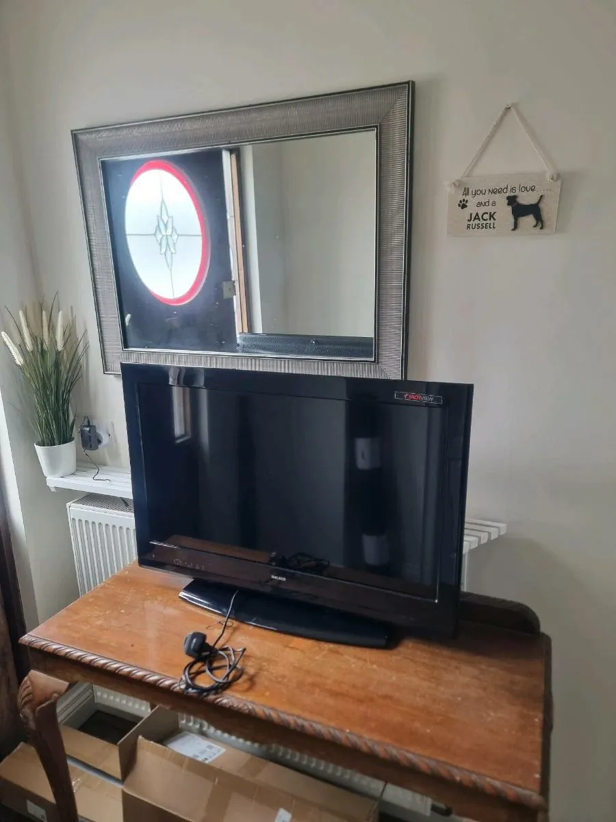 32 Inch Television