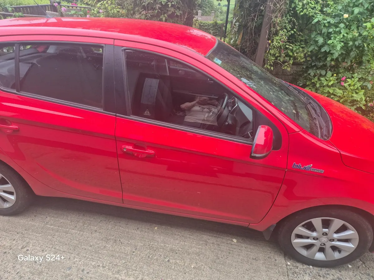 Hyundai i20 2014 - Image 3