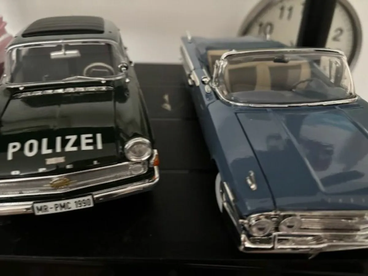 Die Cast Models Cars € 75 each - Image 2