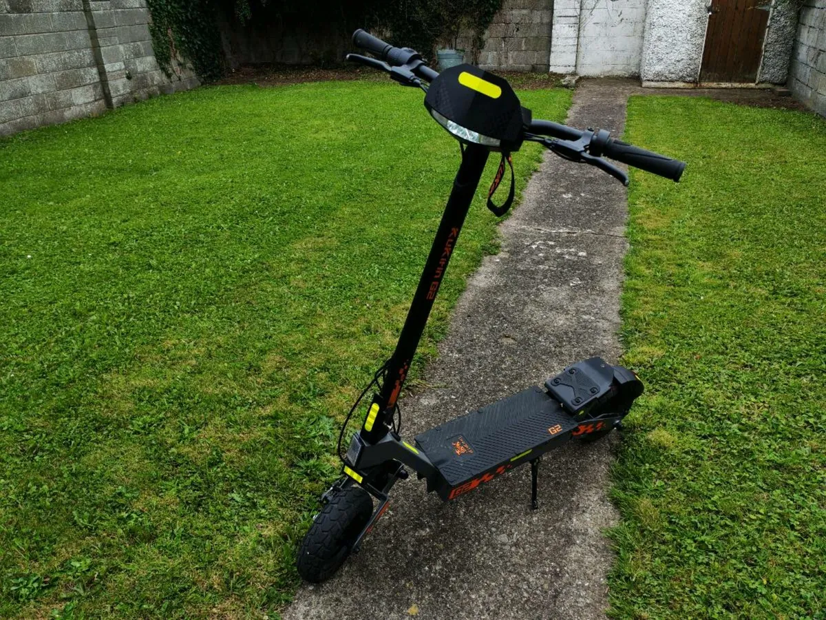Electric scooter - Image 2