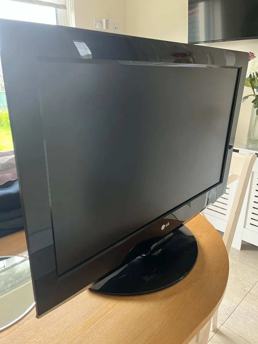 TV - Image 1