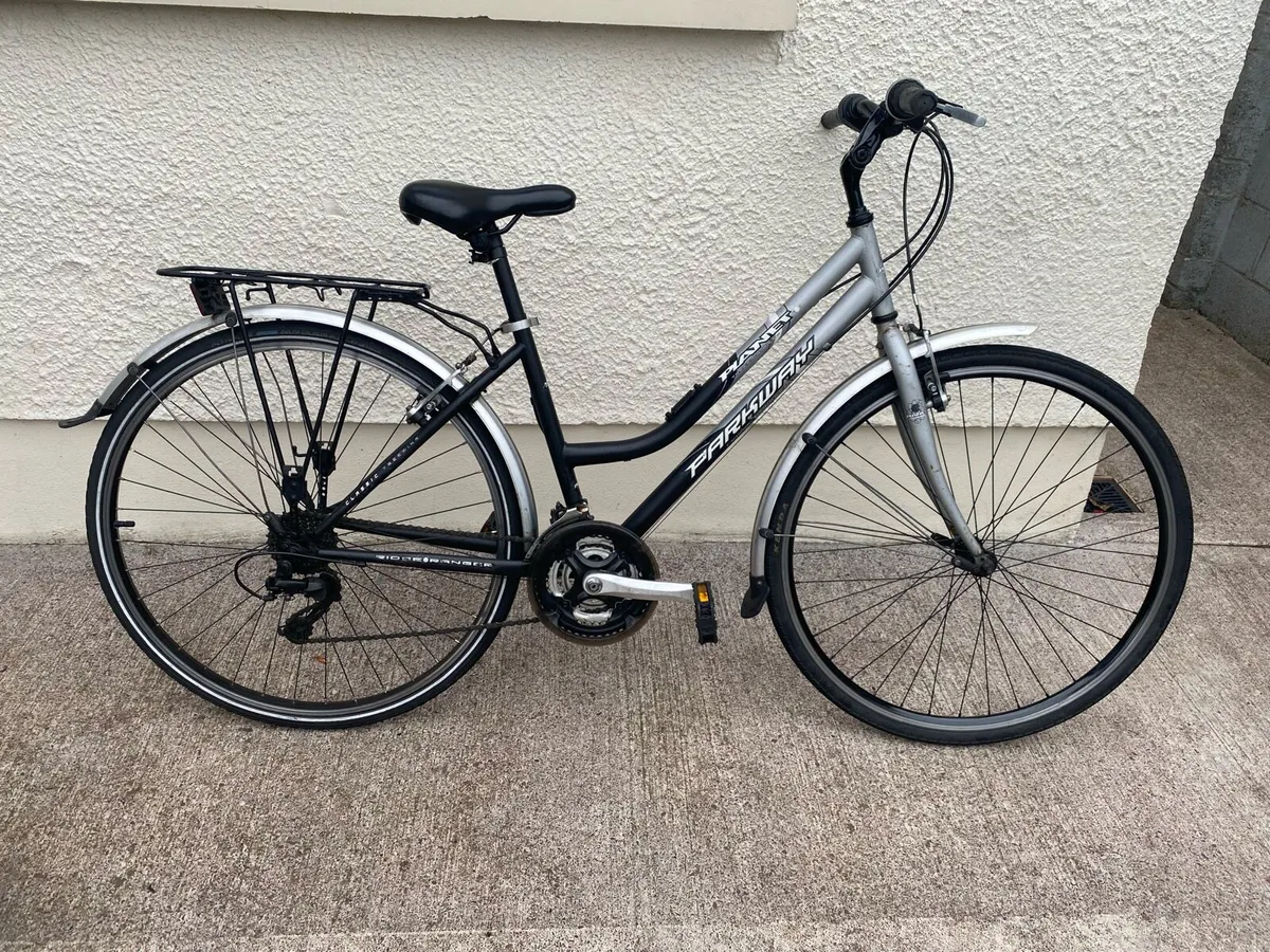Parkway planet hybrid adult bike 28 inch - Image 1