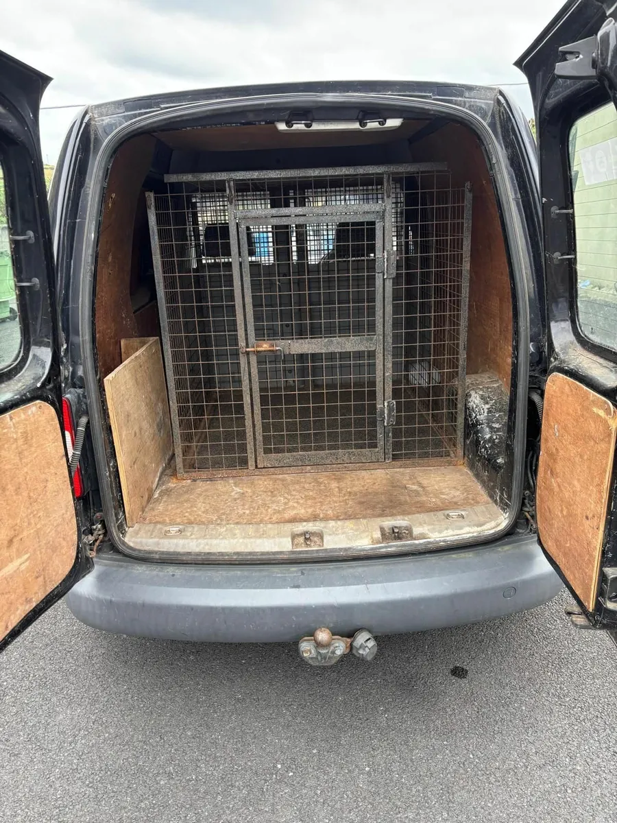 Volkswagen Caddy 2007 - Image 4