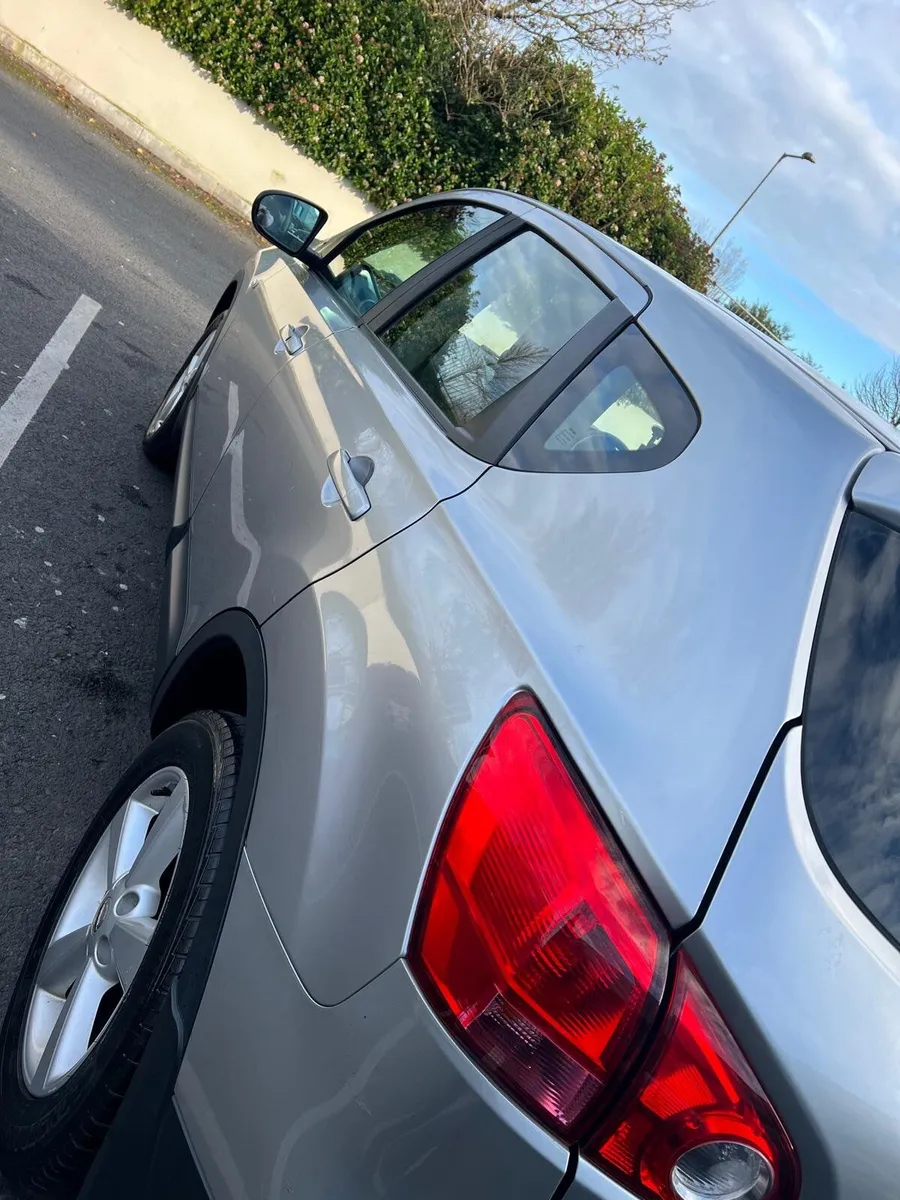 Nissan Qashqai 2008 - Image 2