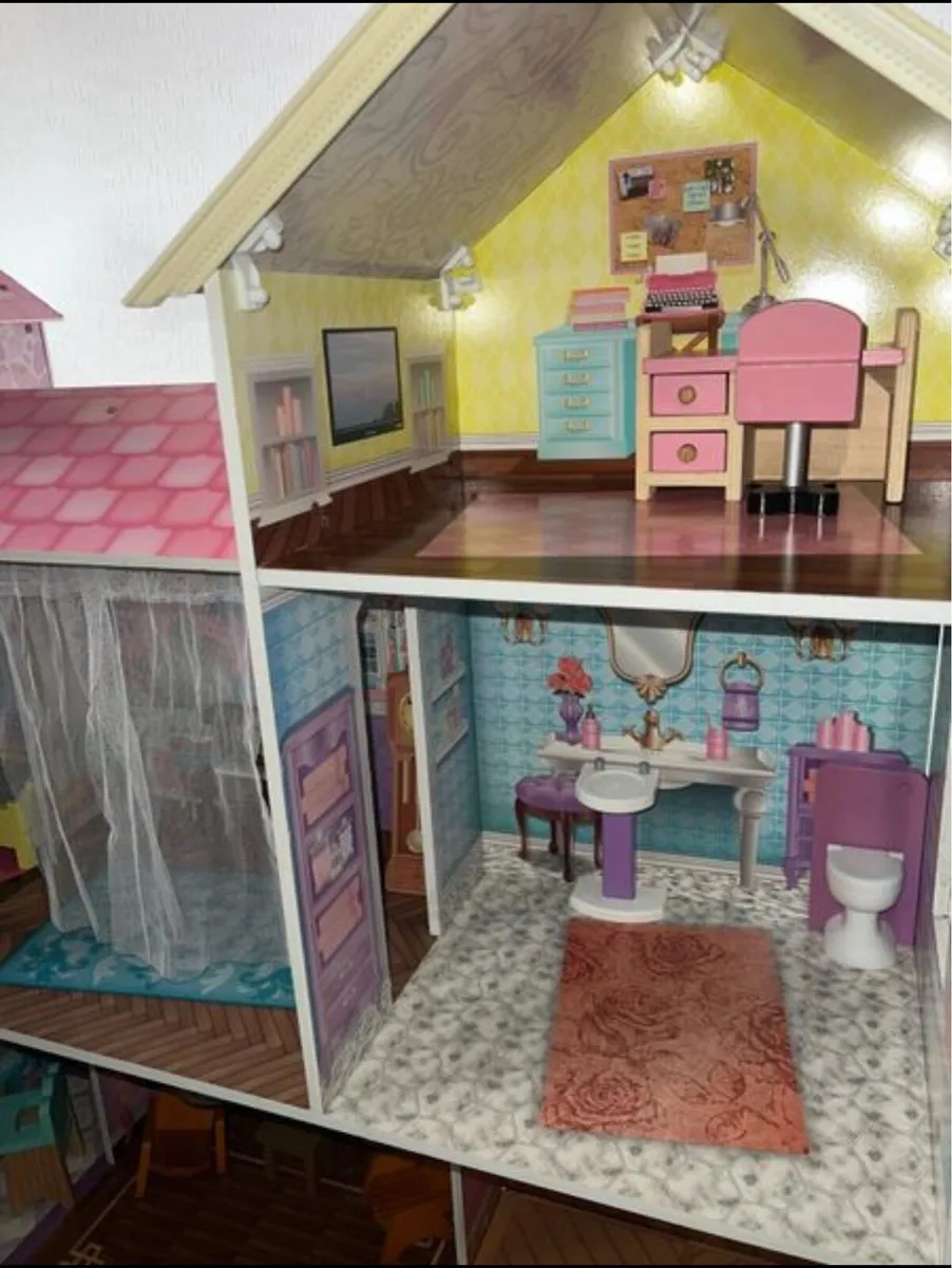 Dolls House - Image 2