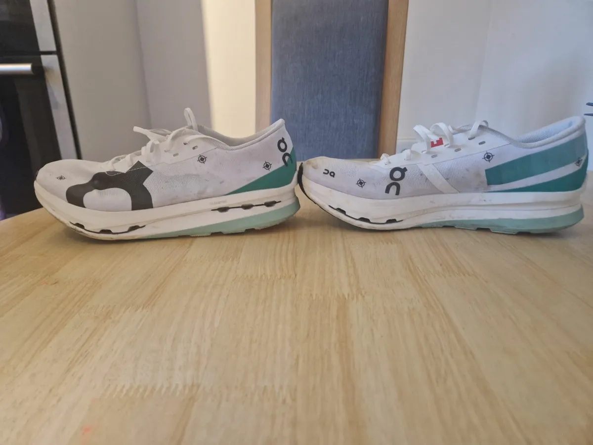 Women's running shoes - Image 1