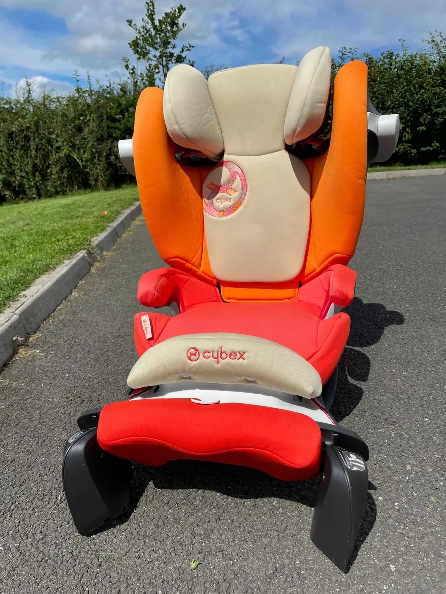Cybex M-Fix Car Seat – Red/Orange - Image 2