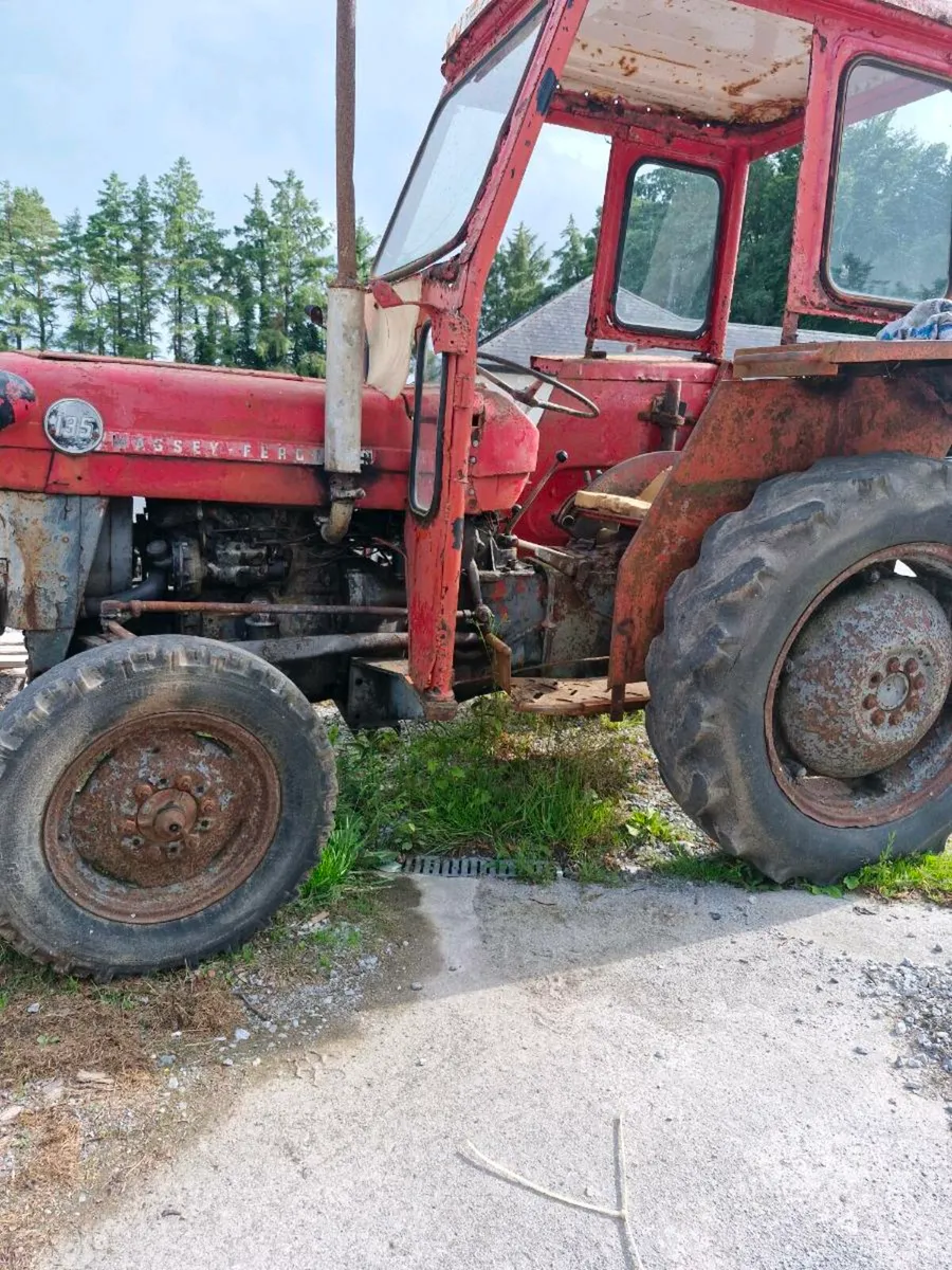 Massey 135 - Image 1