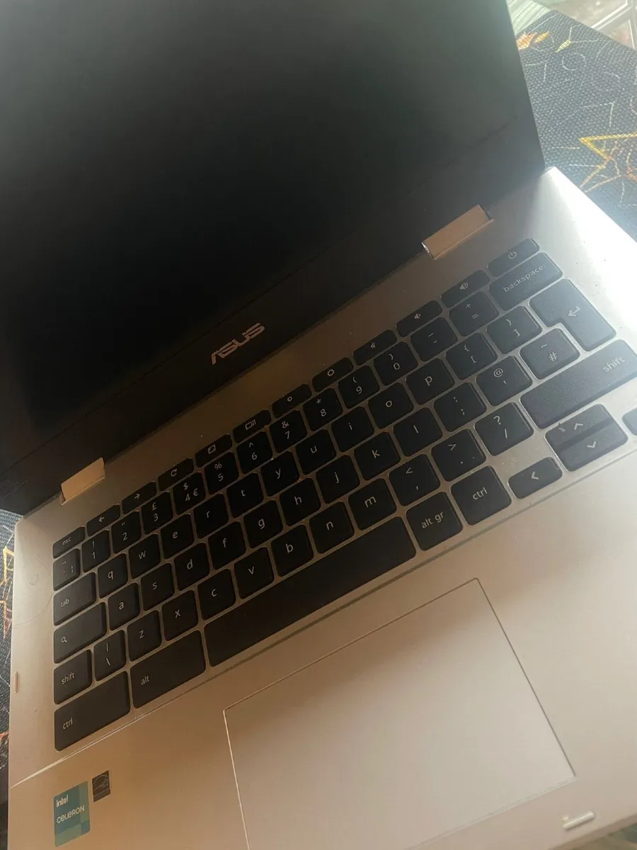 laptop - Image 3