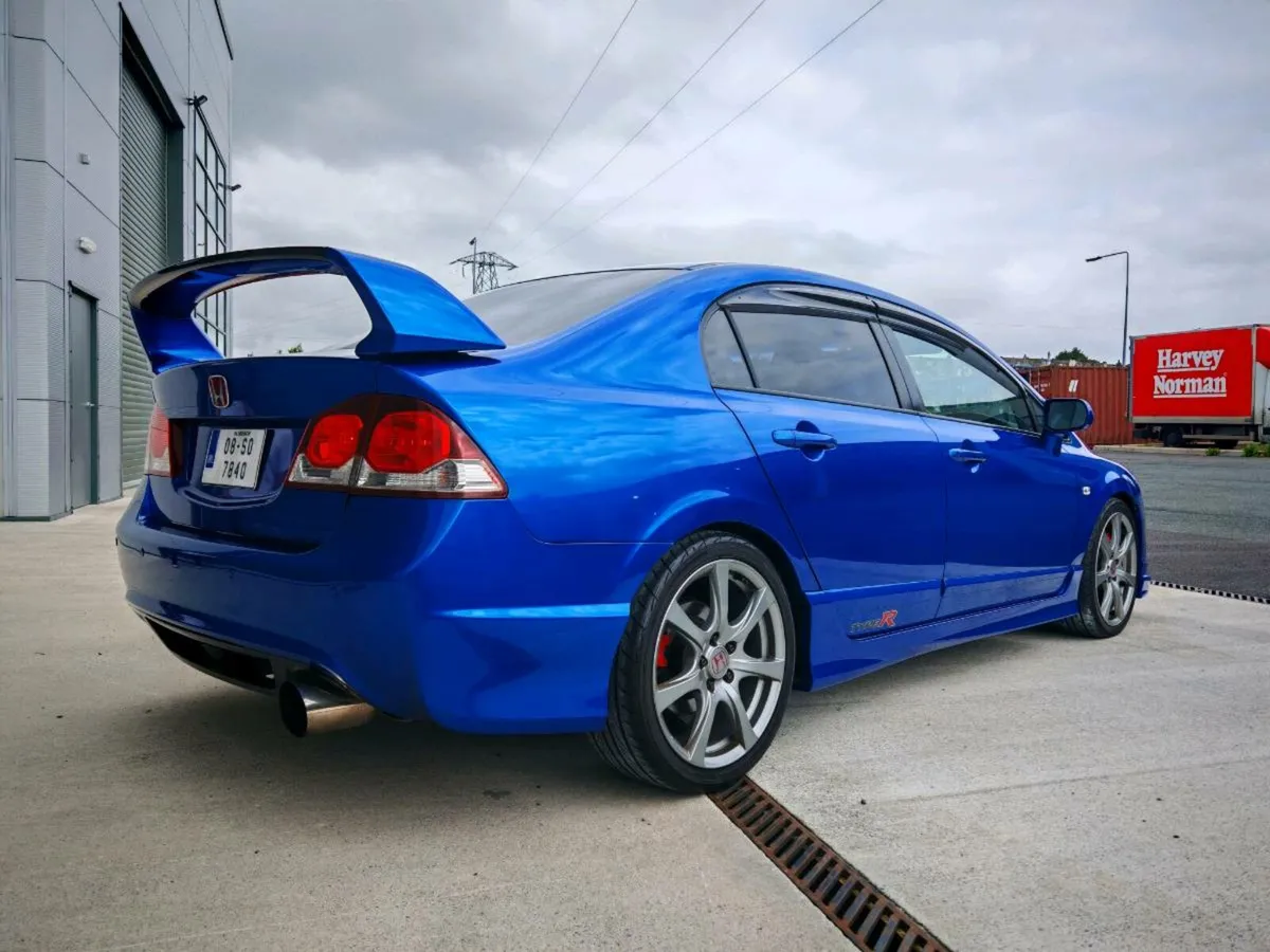 Honda Civic Type R FD2 - Image 4