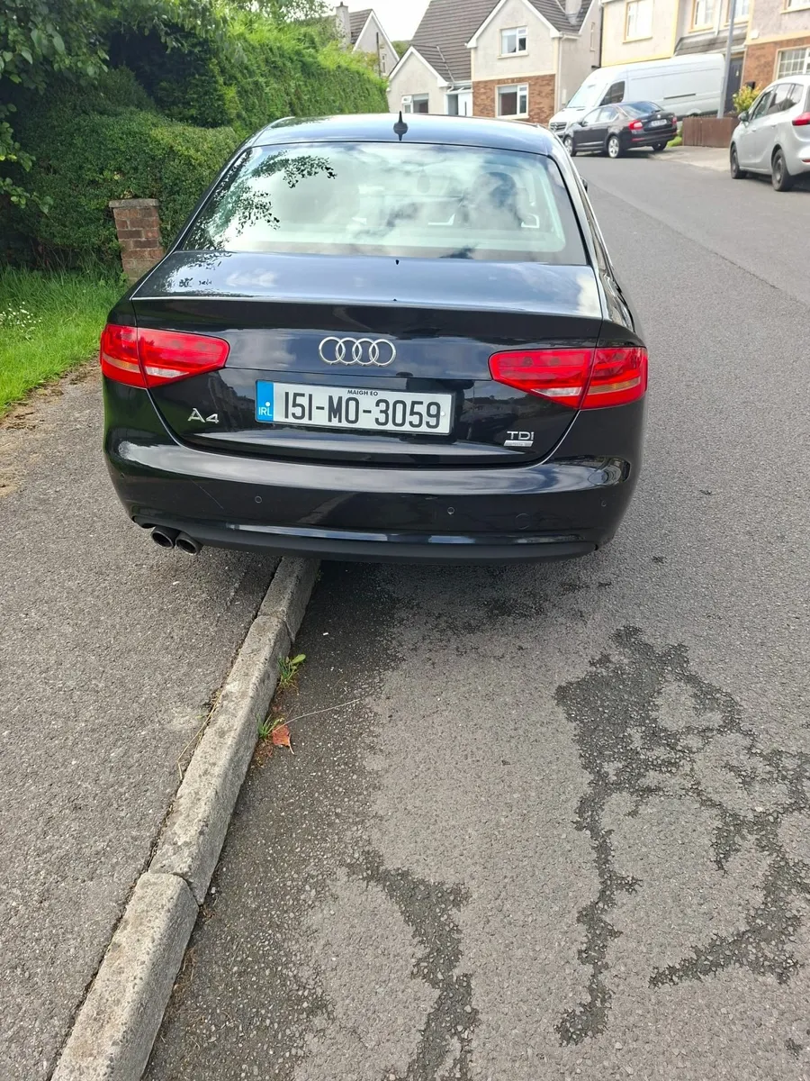 Audi A4 2015 - Image 2