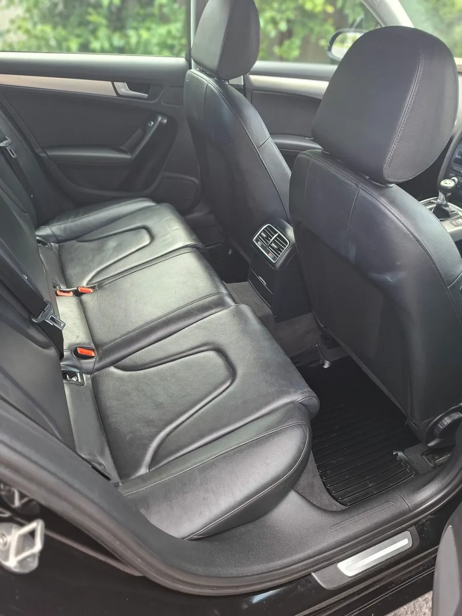 Audi A4 2015 - Image 3
