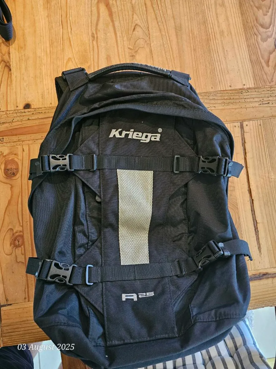 Kriega R25 - Kriega US30 - Dainese Protector - Image 1