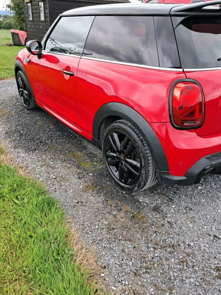 Mini Cooper Sport jcw pack - Image 2