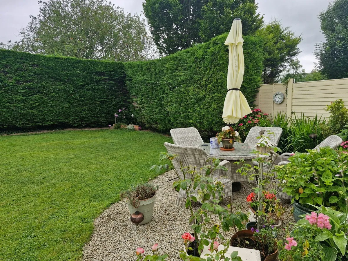 Garden outdoor umbrella - Image 4