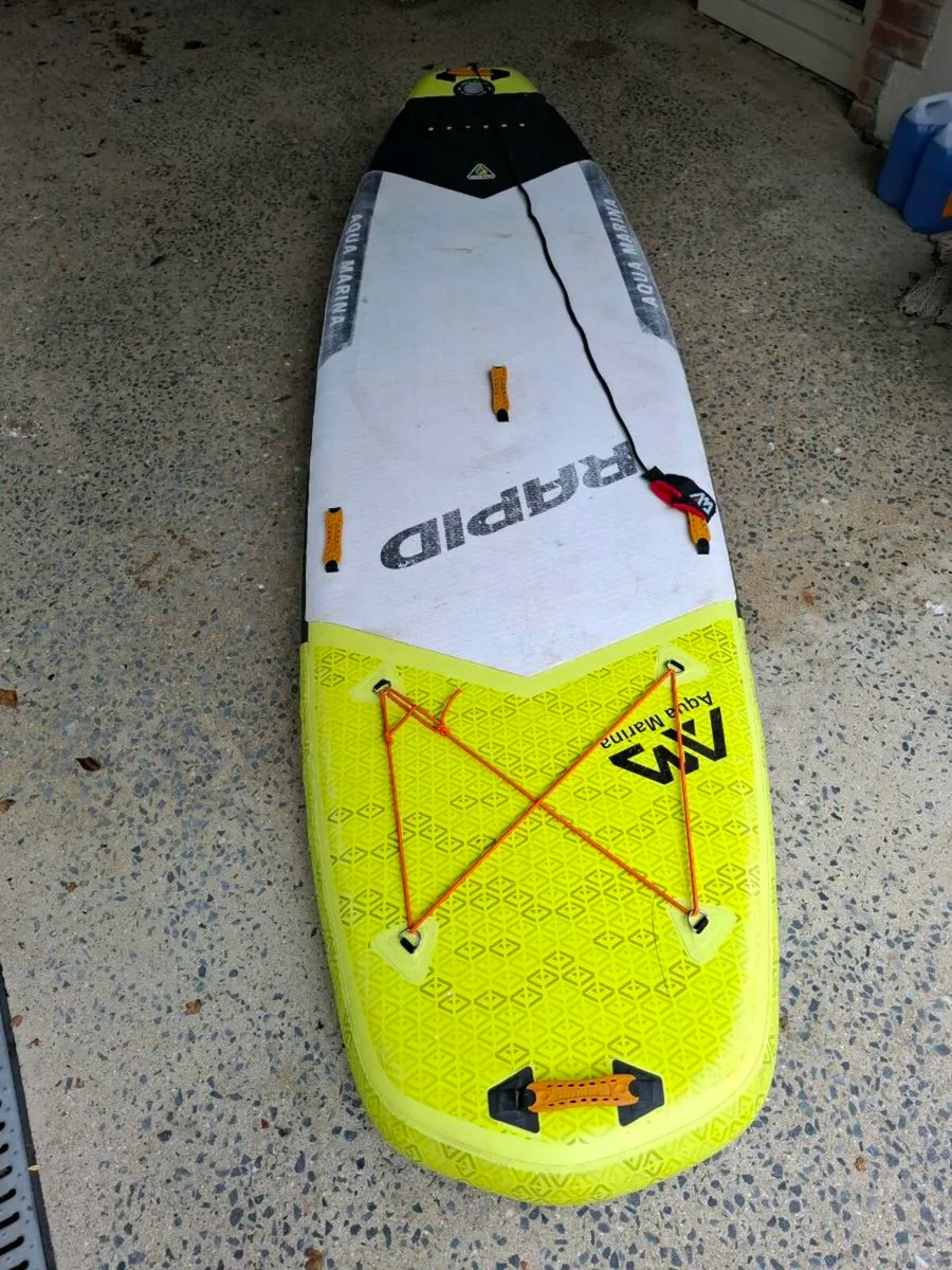 Paddleboard and Paddle - Image 2