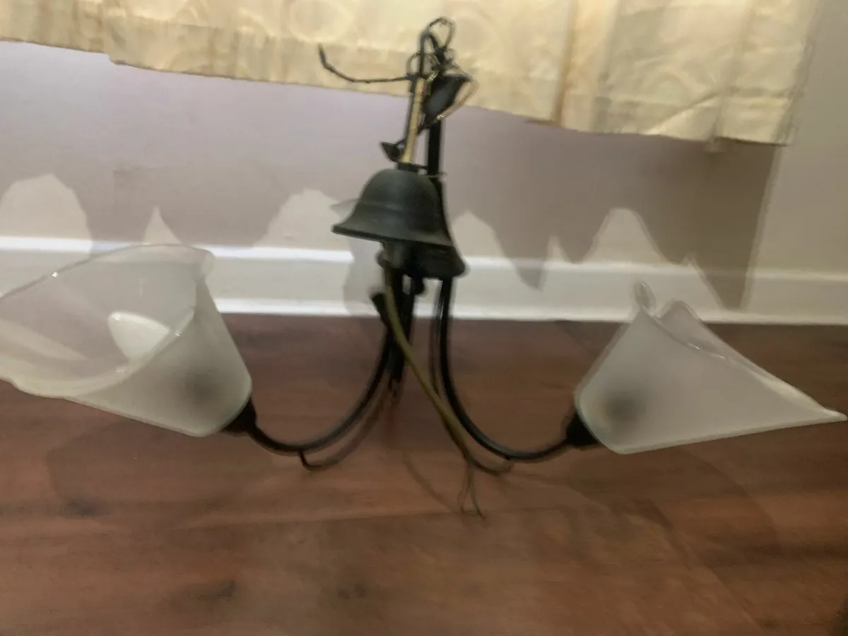 Chandelier and matching wall light - Image 4