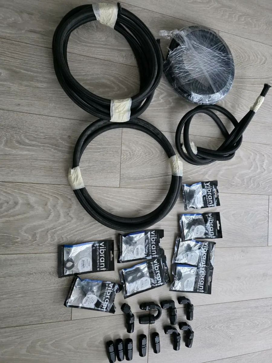 AN hose and fittings - Image 1
