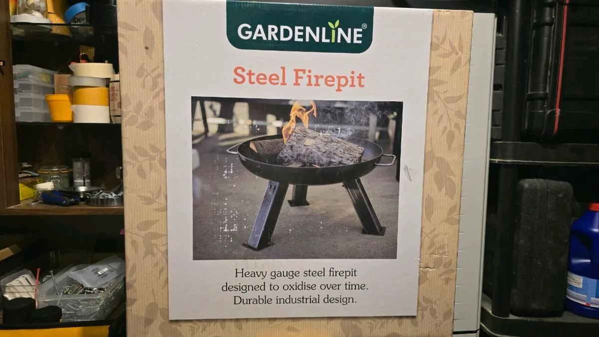 Fire pit - Image 1