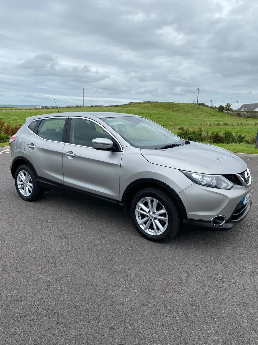 Nissan Qashqai 2015 - Image 1