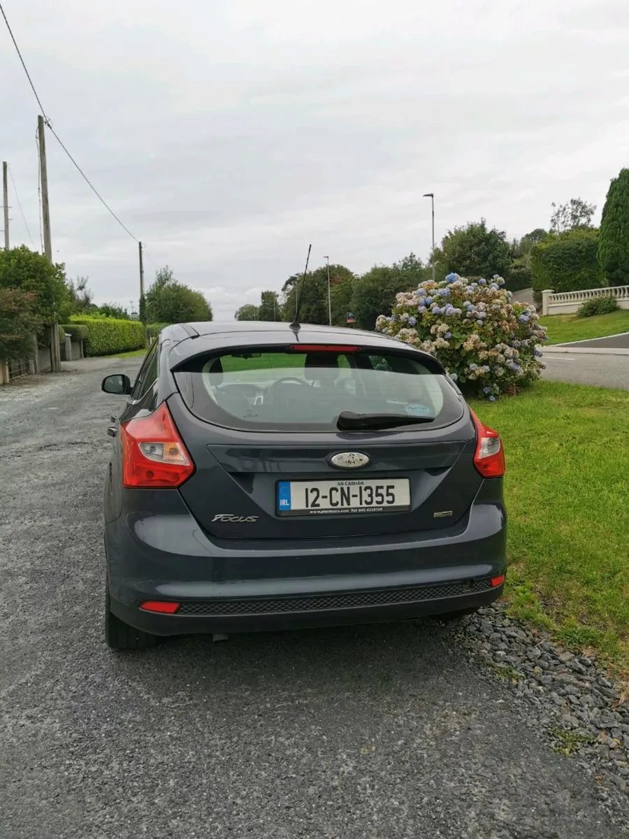 Ford Focus 2012 - Image 2