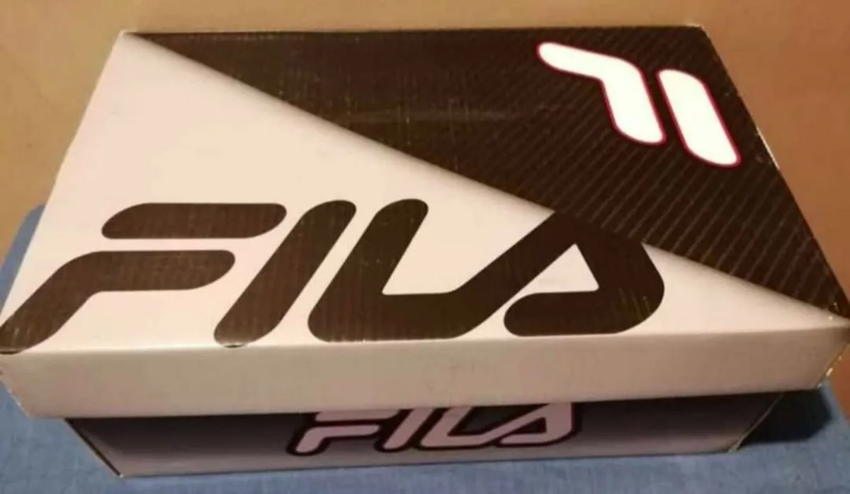 Fila b&w Shoes size 7 - new - Image 4