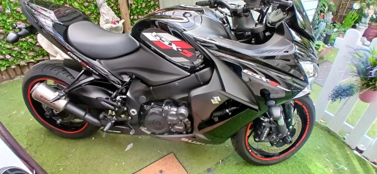 Suzuki gsxf - Image 1