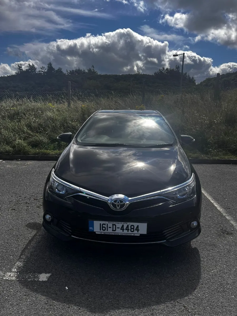 Toyota Auris 2016 - Image 1