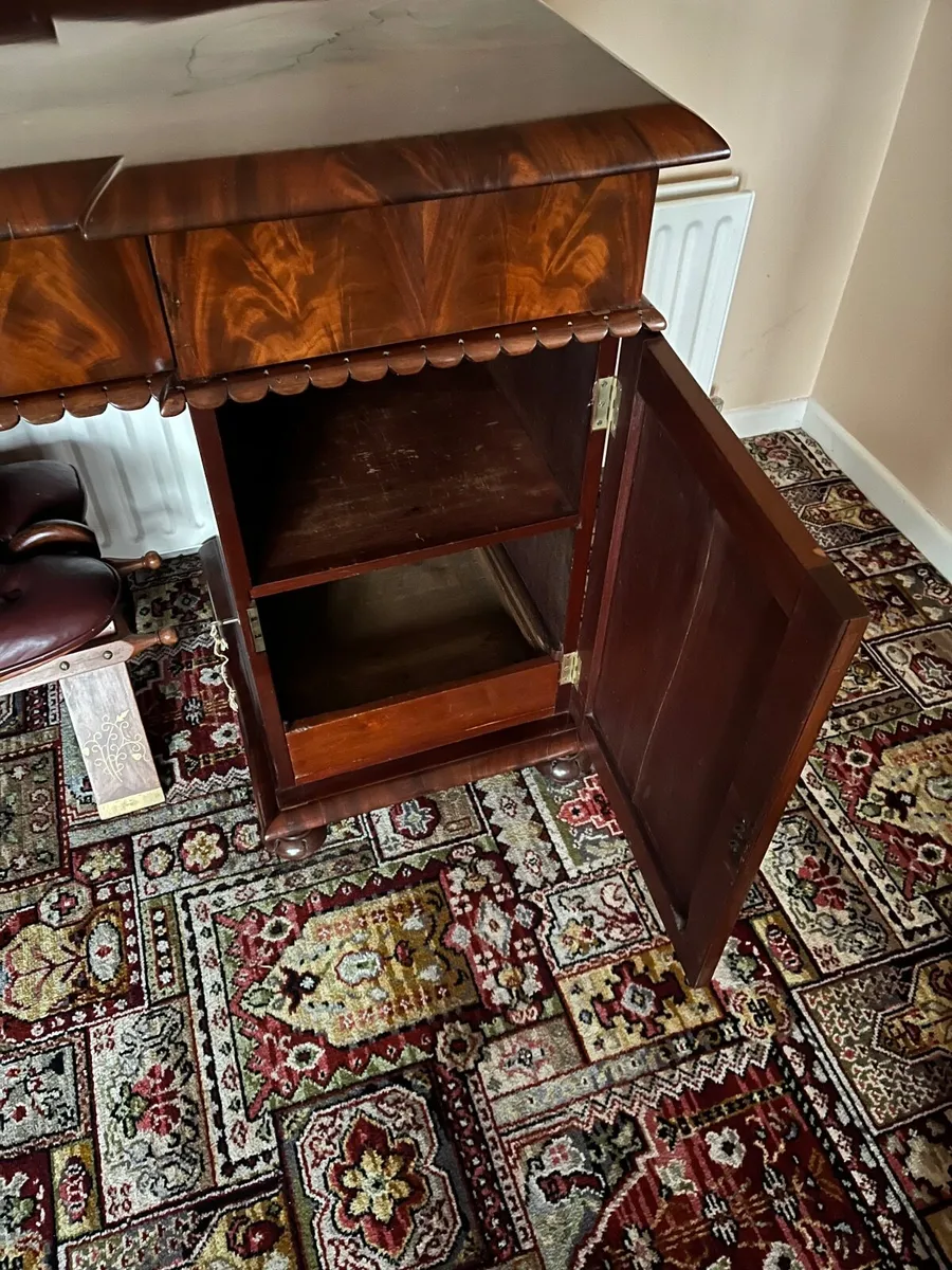 Mahogany Sideboard - Image 4