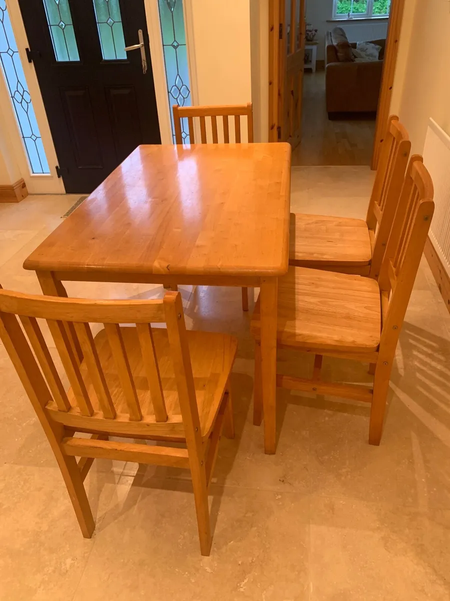 Solid pine table and 4 chairs great condition - Image 3