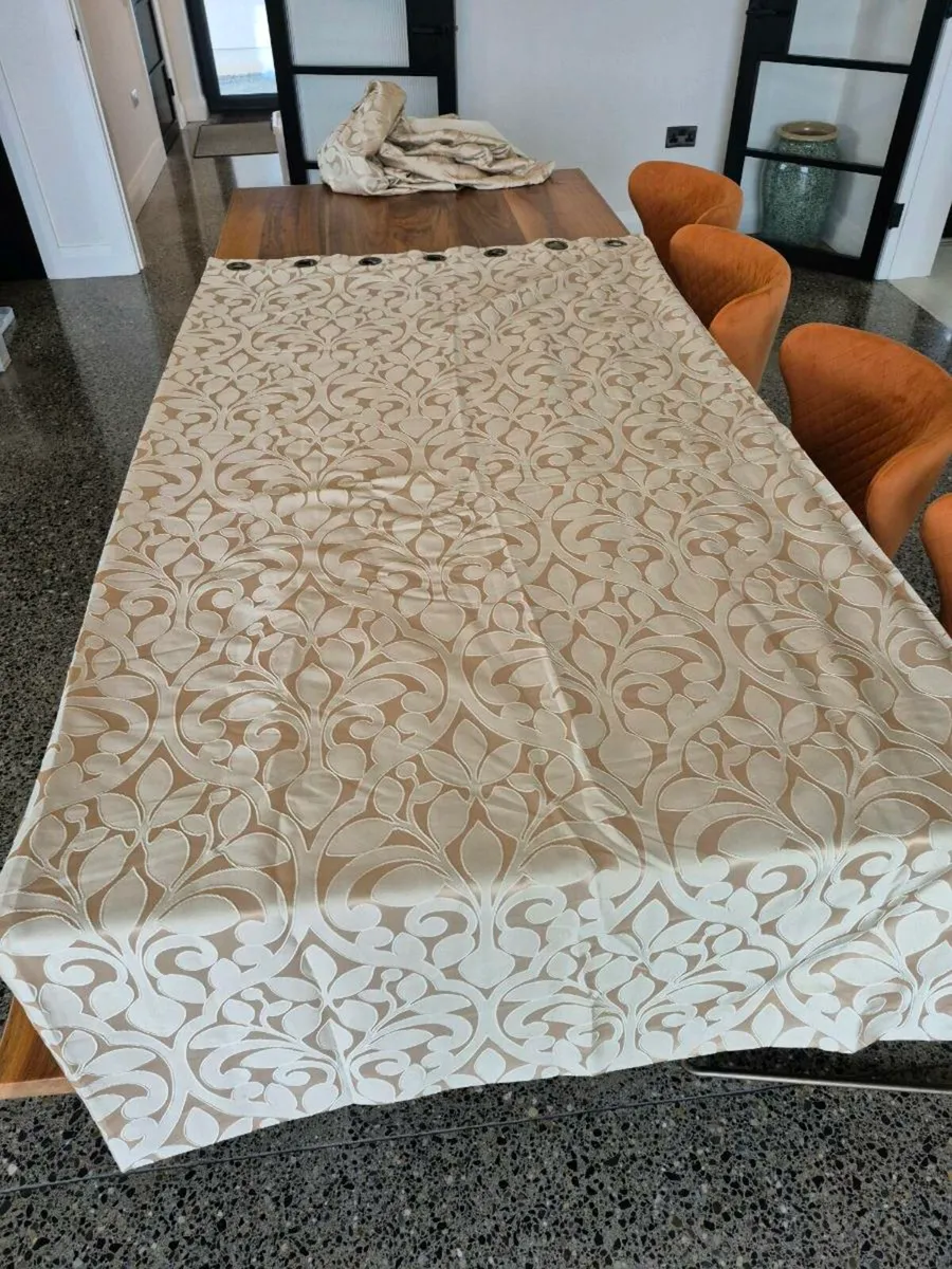 3 sets of heavy lined curtains - Image 1