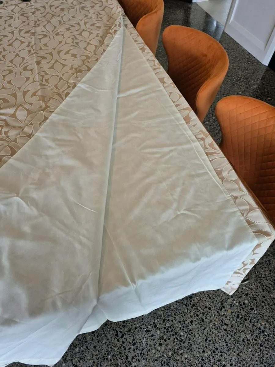 3 sets of heavy lined curtains - Image 2