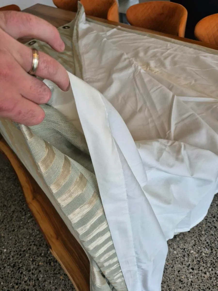 3 sets of heavy lined curtains - Image 4