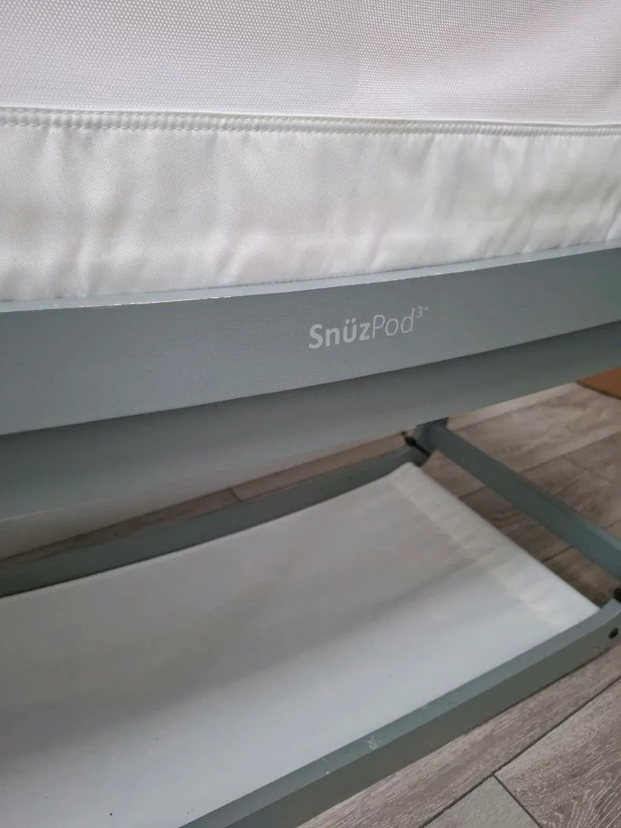 SnuzPod bedside crib - Image 3