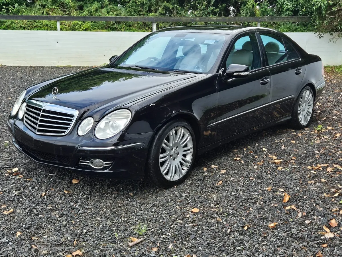 Mercedes-Benz e200 kompressor - Image 3