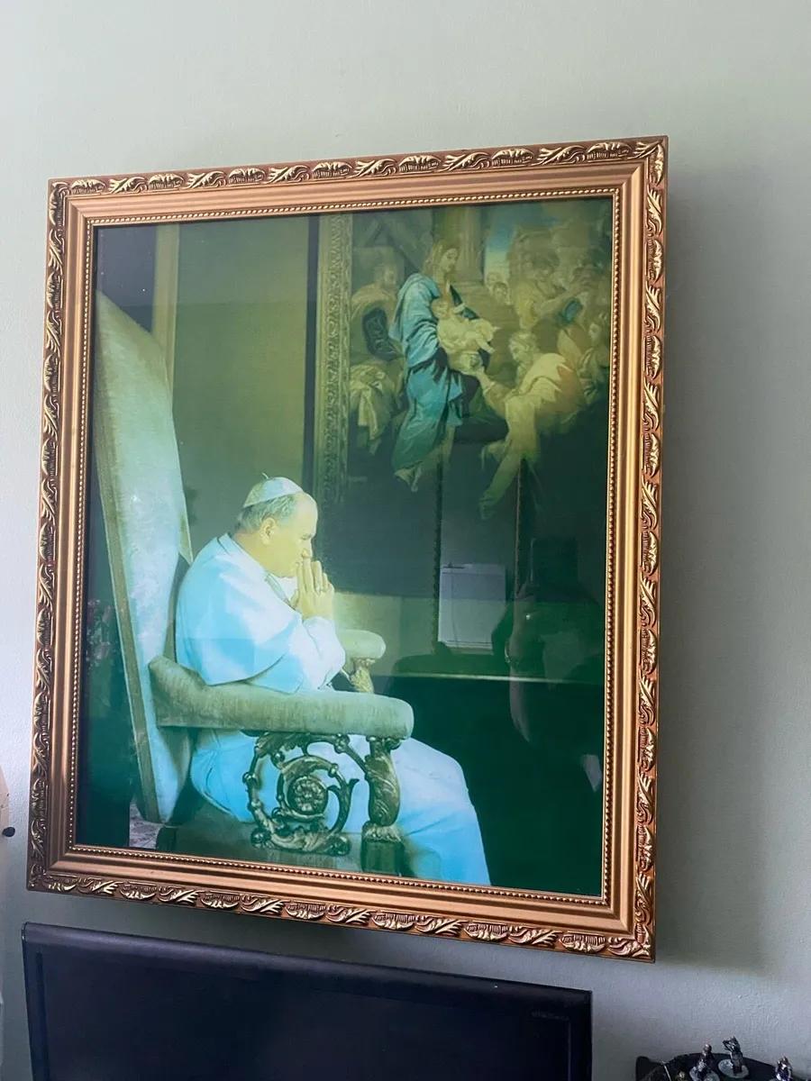 Illuminated portrait John Paul II