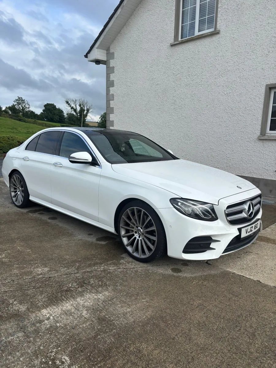 Car - Image 2