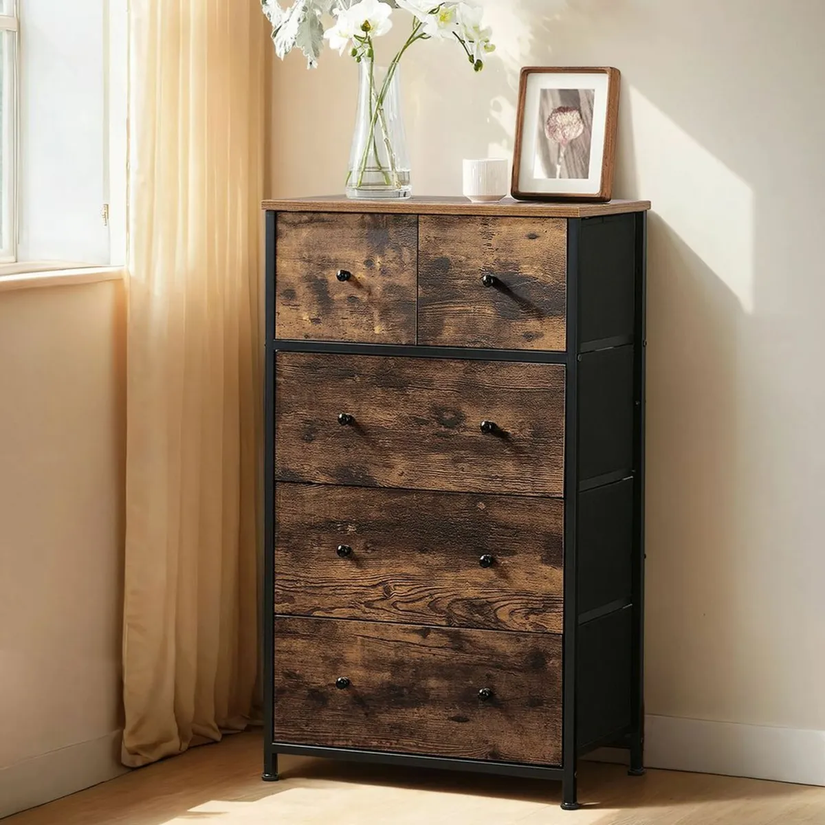 Chest of drawers with fabric drawers - Image 1