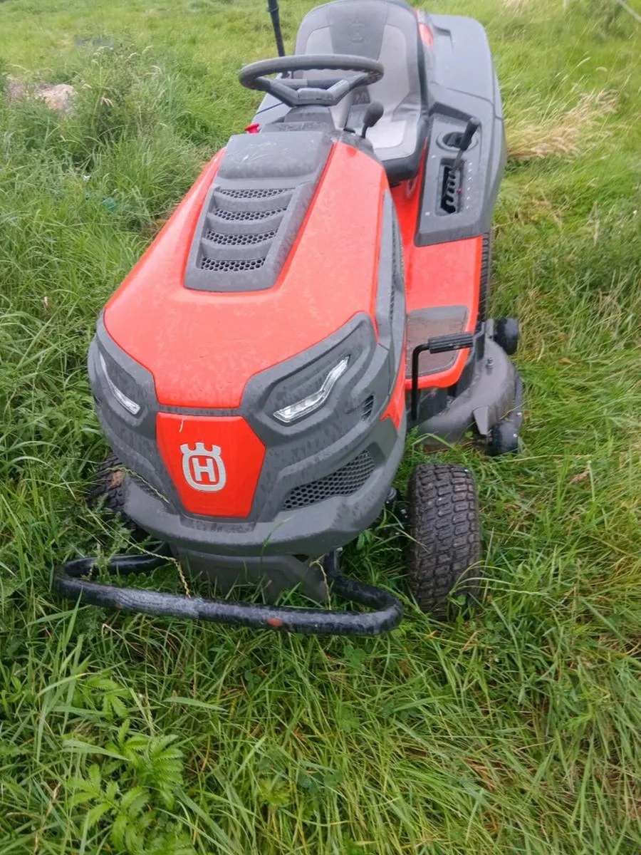 Lawnmower 242tx - Image 1