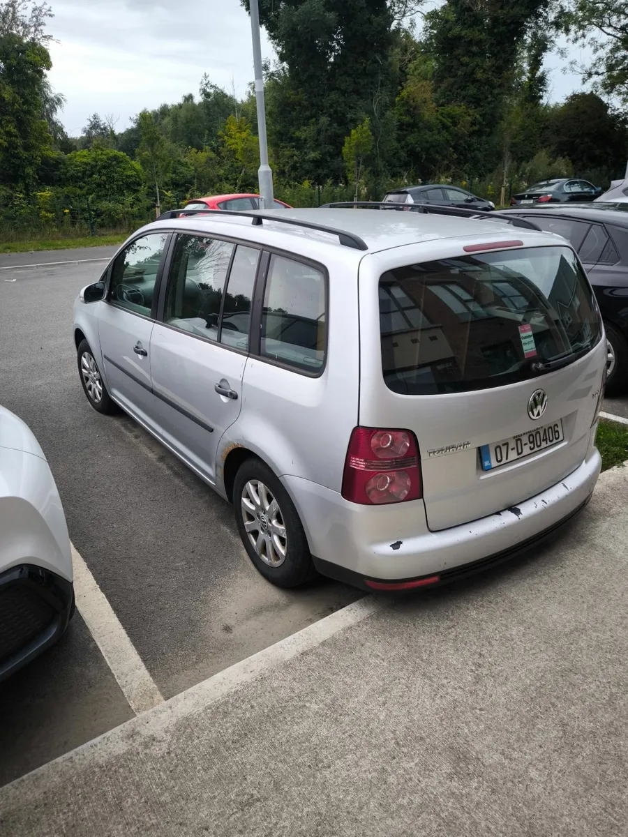 Volkswagen Touran 2007 - Image 4