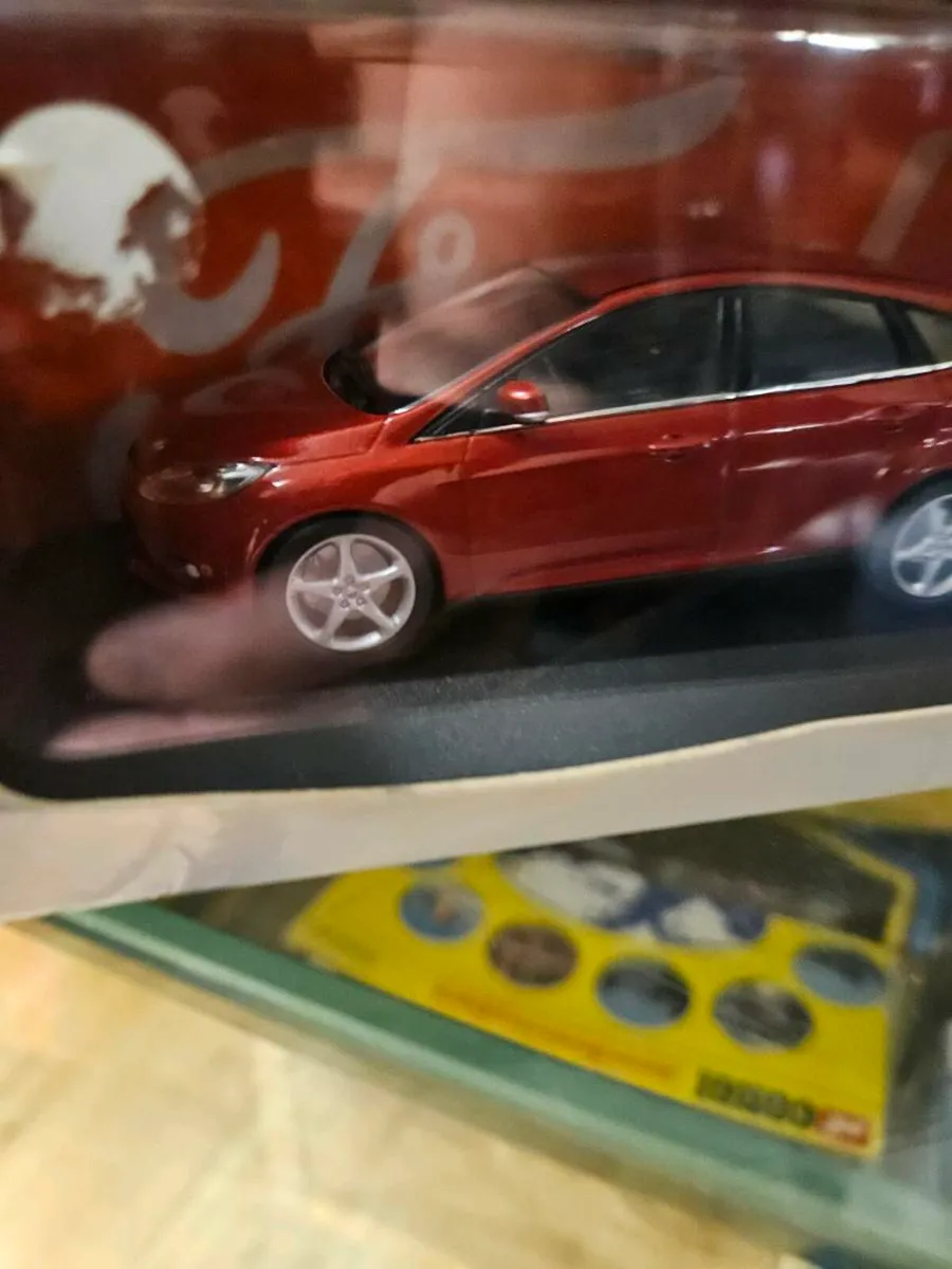 Corgi Minichamps Ford Focus - Image 2