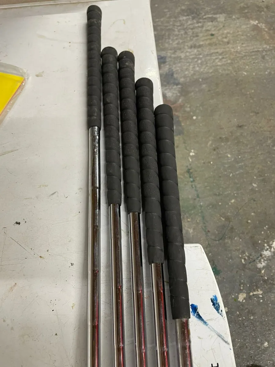 Golf irons - Image 2