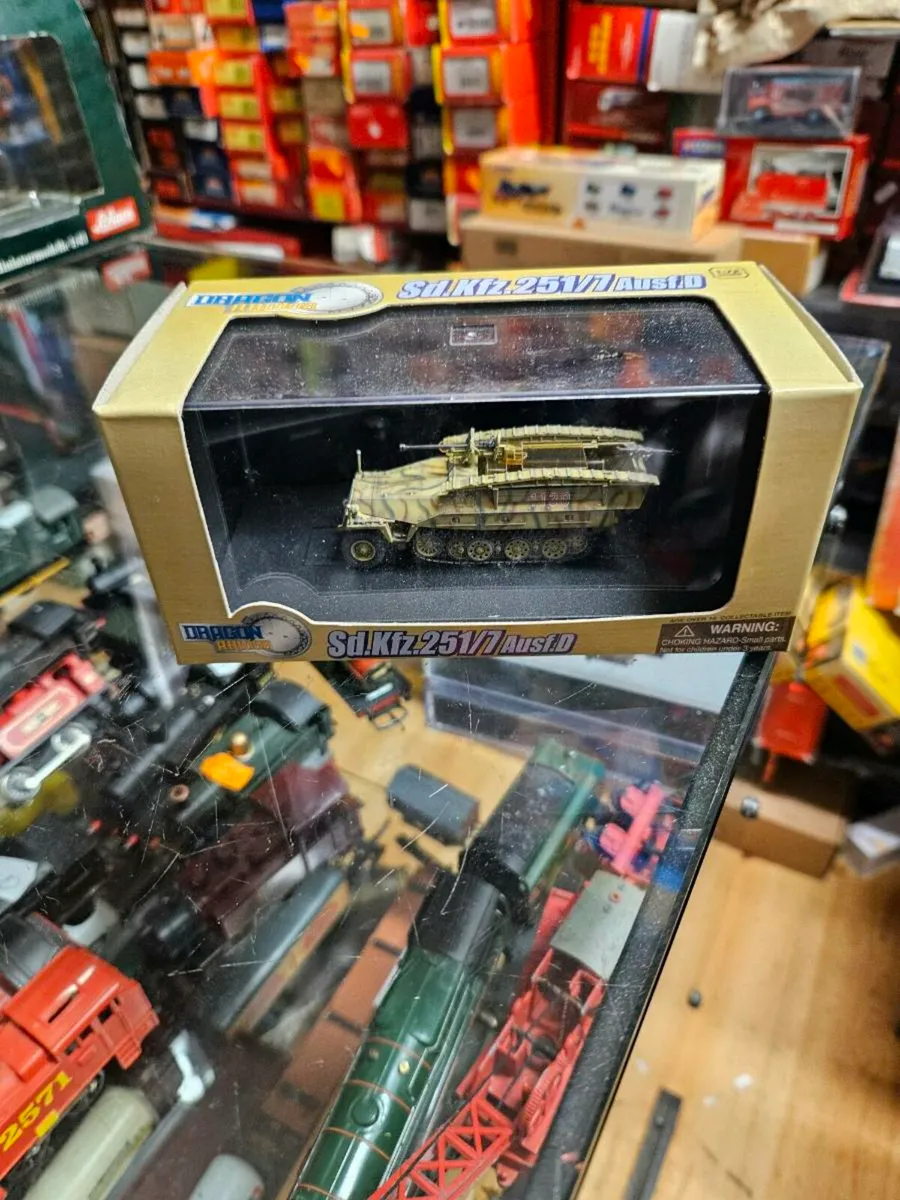 Corgi Dragon Armour German WW2 Halftrack - Image 1