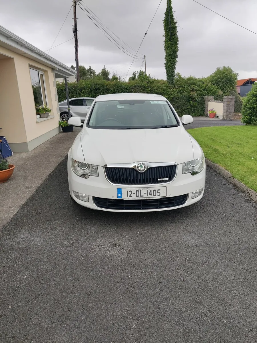 SKODA Superb - Image 3