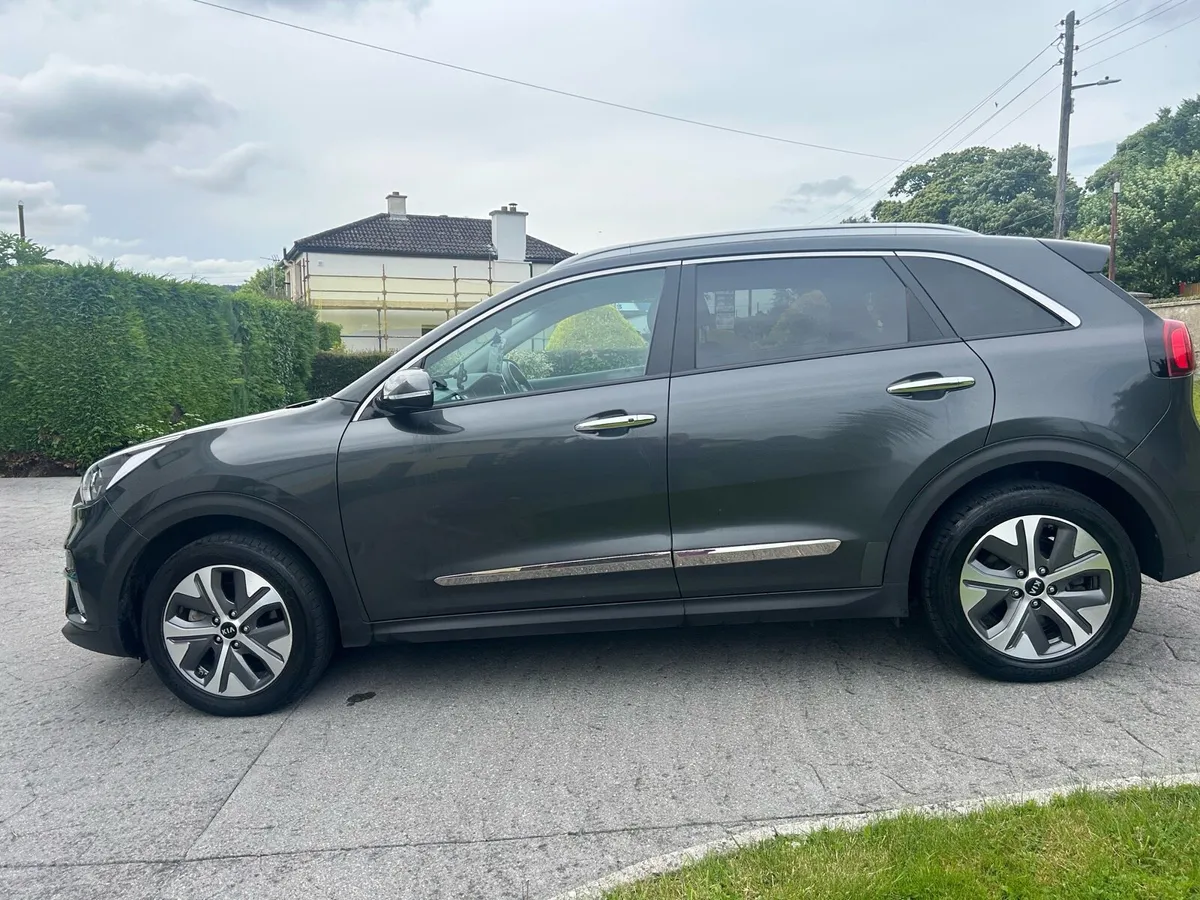 Kia E-Niro - Image 1