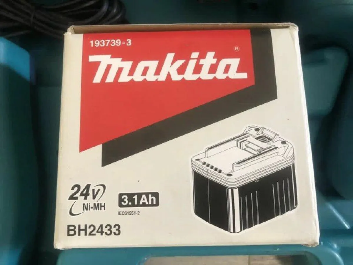 Rotary hammer Makita BHR200 24V - Image 4