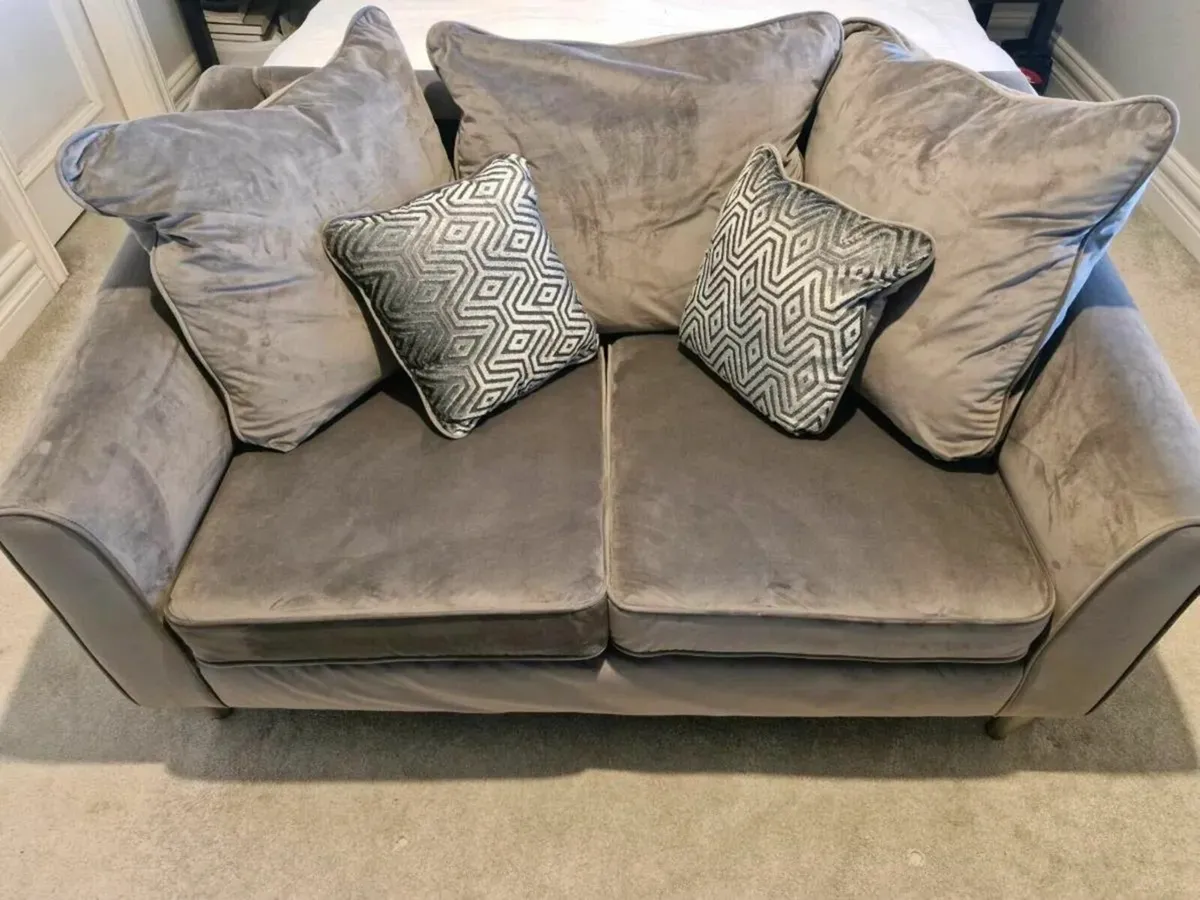 2 Seater Sofa & Footstool ***€400*** - Image 4